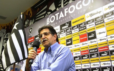 René Simões, Apresentação Botafogo (Foto: Vitor Silva / SSpress)