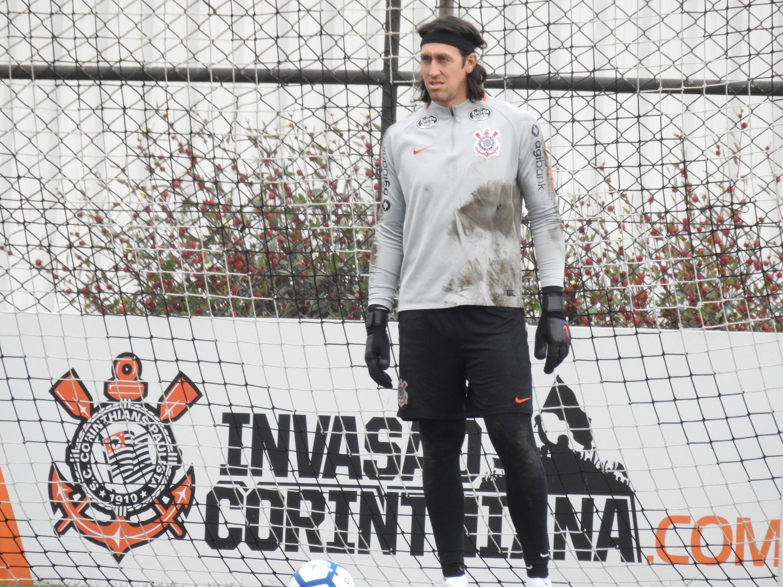 Cássio dispensa folga, treina e jogará amistoso contra o Cruzeiro nesta quarta