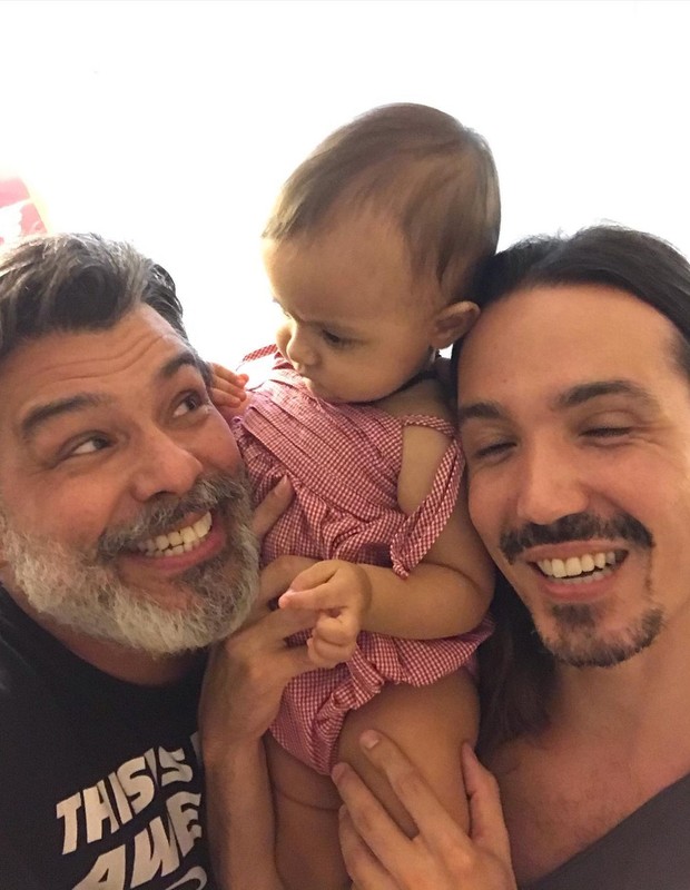 Maurício Mattar com o filho Luã Yvys e a neta, Esmeralda (Foto: Reprodução/Instagram)