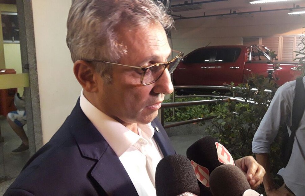 Alexandre Campello criticou o comportamento do quarteto (Foto: Bruno Giufrida/GloboEsporte.com)