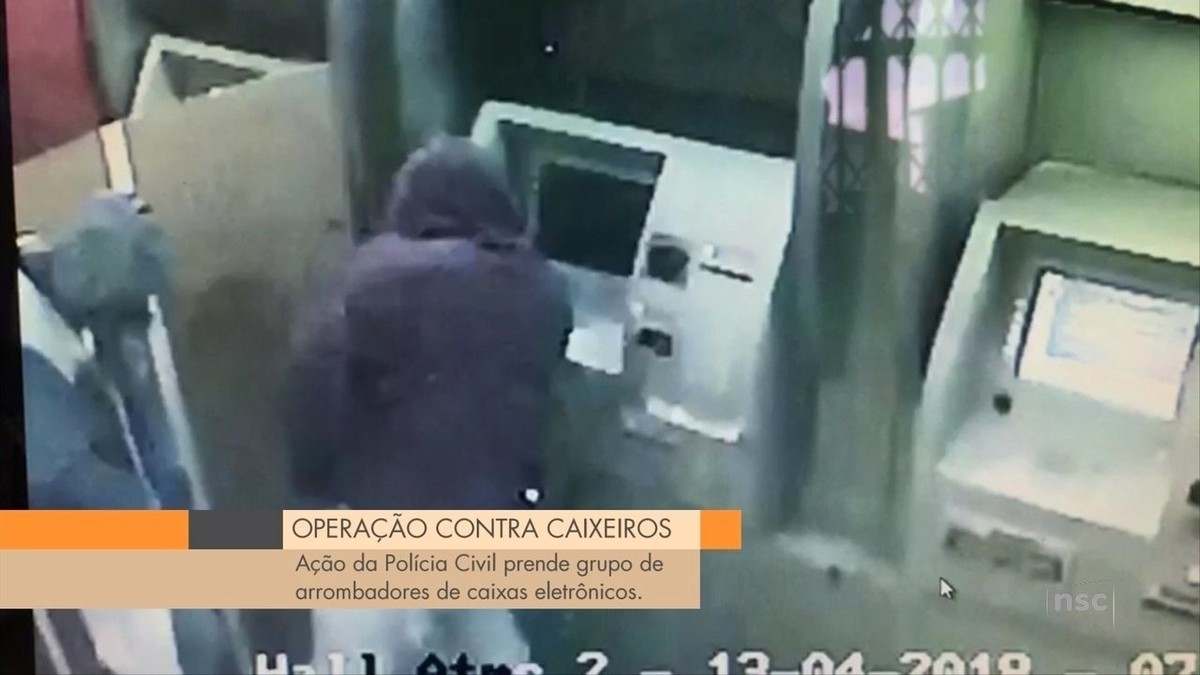 Polícia E Gaeco Prendem Três Suspeitos De Furtos A Caixas Eletrônicos E