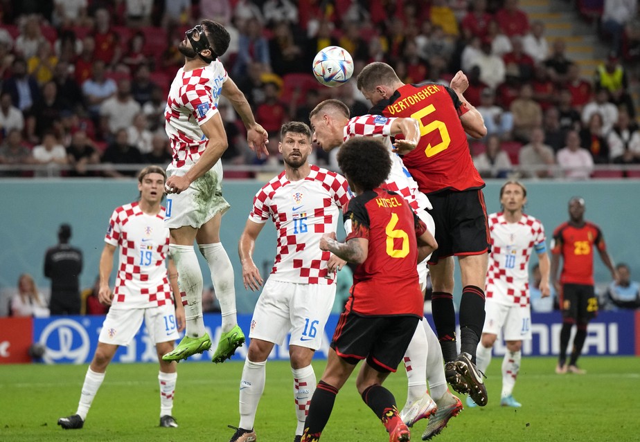 Diário da Copa: Croácia controla jogo e elimina talentosa geração da Bélgica
