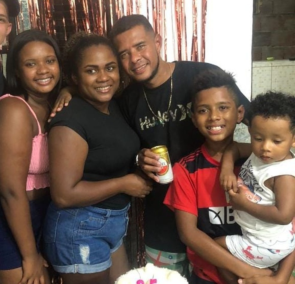 Família de maranhenses de Rosário, cidade a 75 de São Luís, estão entre vítimas do temporal que atingiu Litoral Norte de São Paulo — Foto: Arquivo pessoal