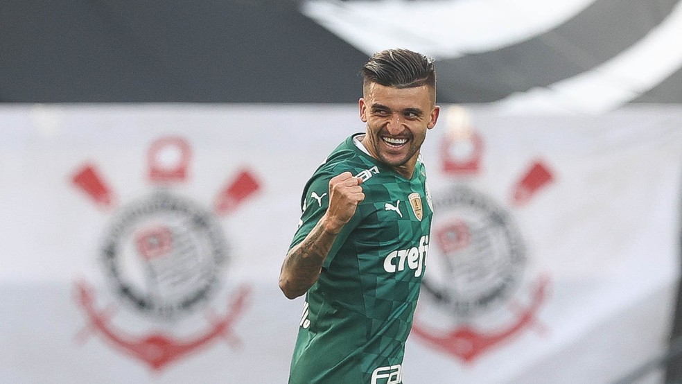 Sem espao no Victor Luis ser cedido ao Cear  Foto: Cesar Greco/Palmeiras