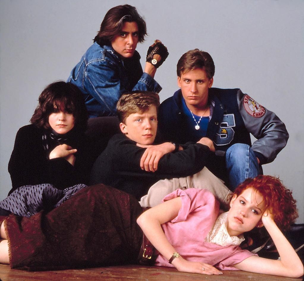 Elenco do icônico filme 'O Clube dos Cinco', escrito e dirigido por John Hughes (Foto: Divulgação)