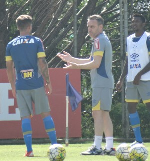Recomeço: Cruzeiro busca nova era com retorno de Paulo Bento ao futebol