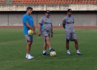 Renato encaminha time do Grêmio com Iago e Henrique Almeida de volta