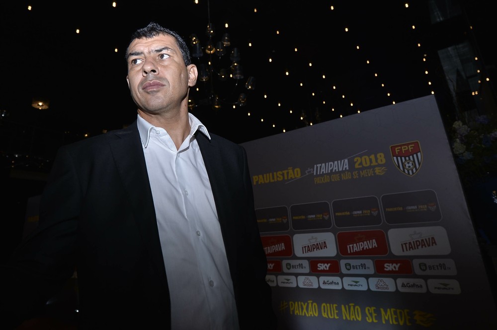 Carille diz que renovação de atacante é 