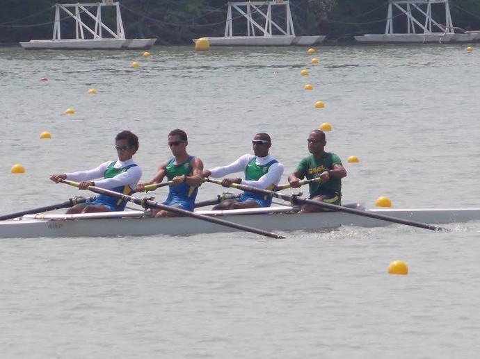 Barco quatro sem timoneiro (4-) peso leve do Brasil nos Jogos Pan-Americanos de Toronto (Foto: Divulgação/Confederação Brasileira de Remo)