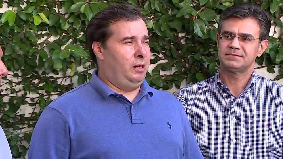 Presidente da CÃ¢mara, Rodrigo Maia, apÃ³s almoÃ§o com governador JoÃ£o Doria â€” Foto: ReproduÃ§Ã£o/TV Globo