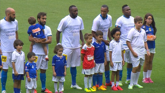 Solidariedade, volta olímpica, fim de tabu e golaço marcam triunfo celeste