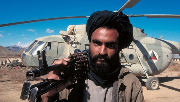 De acordo com relatórios de inteligência dos EUA, a Rússia tem ajudado o Talebã e secretamente oferece recompensas a extremistas afegãos por matar americanos. (Foto: Getty Images via BBC)