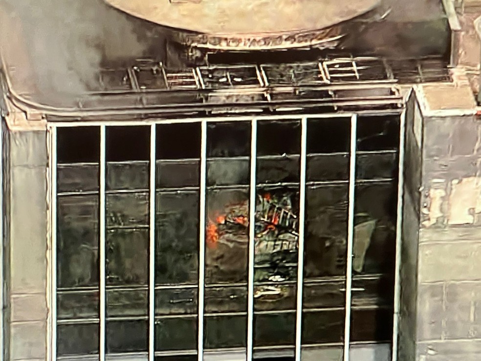 Fogo em prédio na Avenida Paulista. Foto: Reprodução/TV Globo