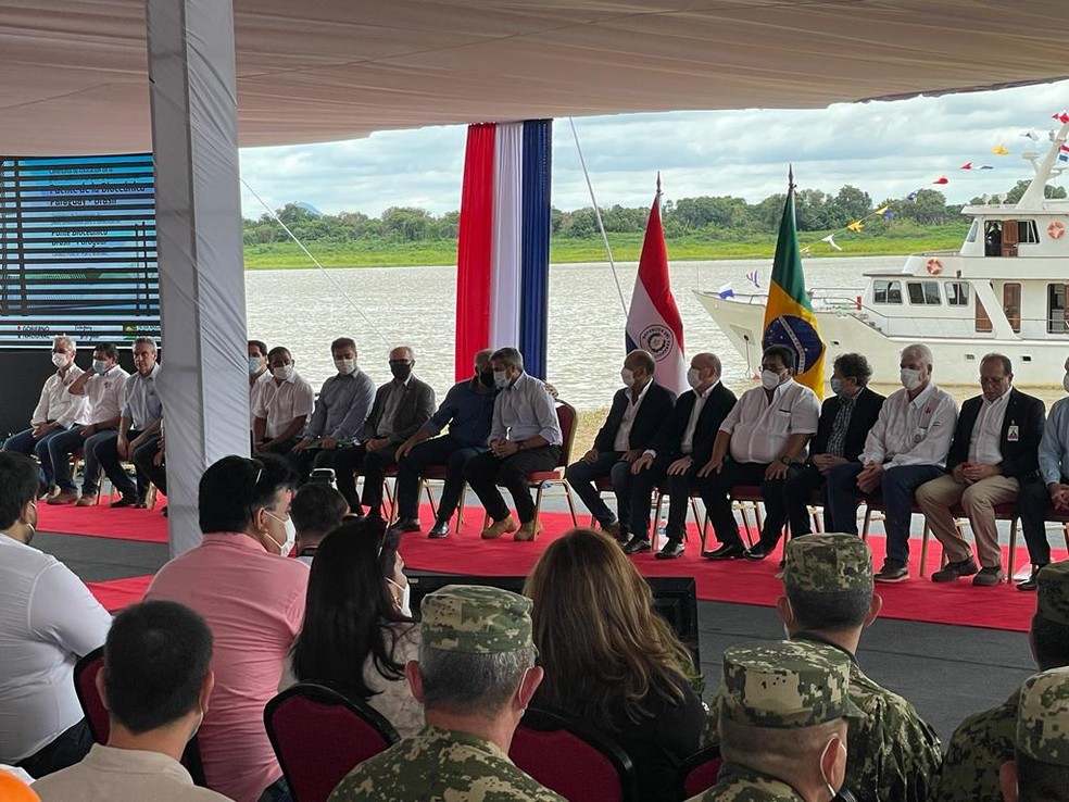 Evento contou com políticos e empresários brasileiros e paraguaios.  — Foto: José Câmara - g1 MS