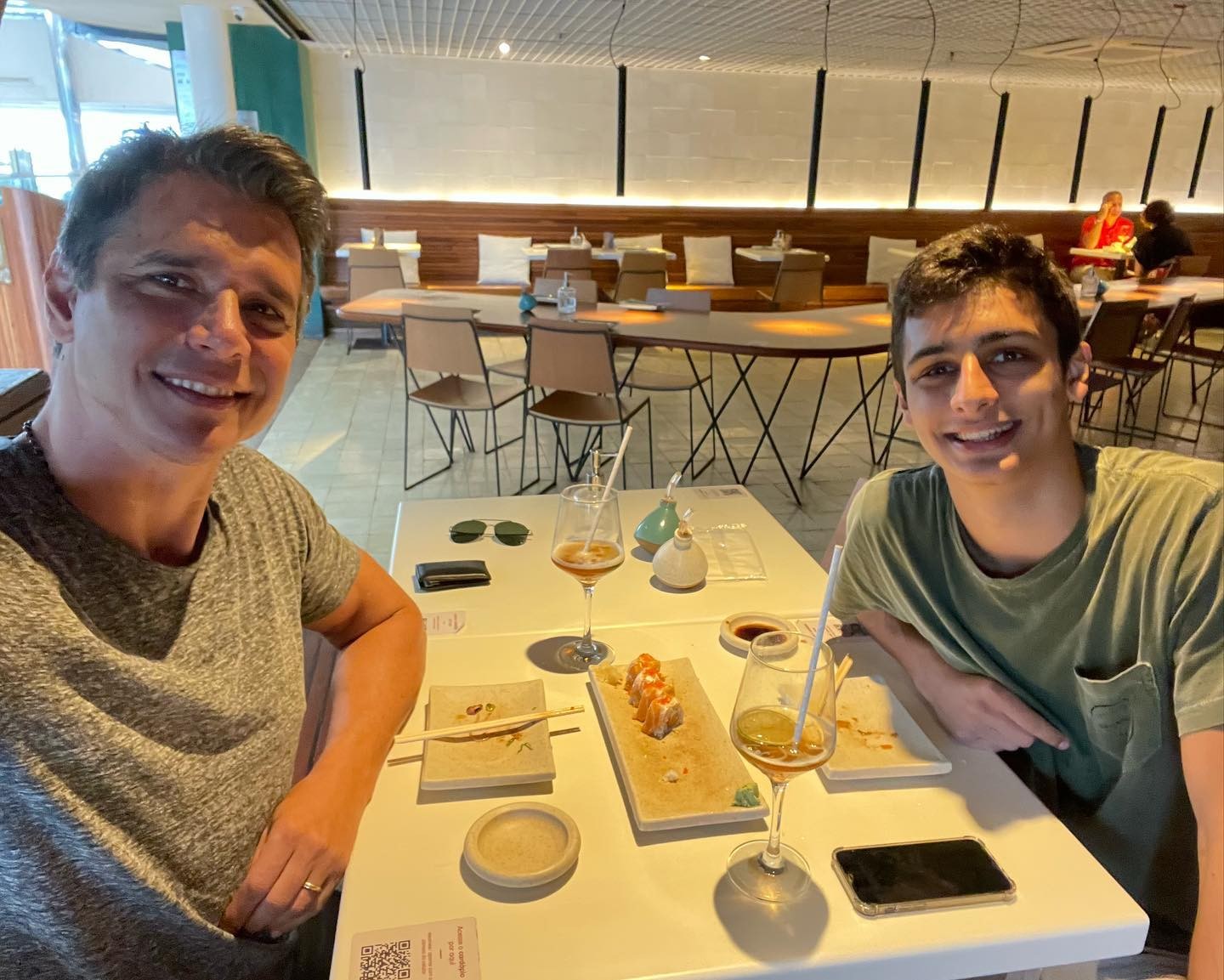 Márcio Garcia registra almoço com o filho mais velho, Pedro (Foto: Reprodução/Instagram)