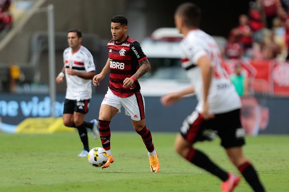 João Gomes em Flamengo x São Paulo — Foto: Gilvan de Souza / CRF