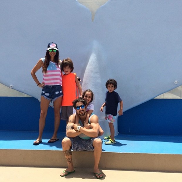 Marcos Mion e a família (Foto: Reprodução / Instagram)