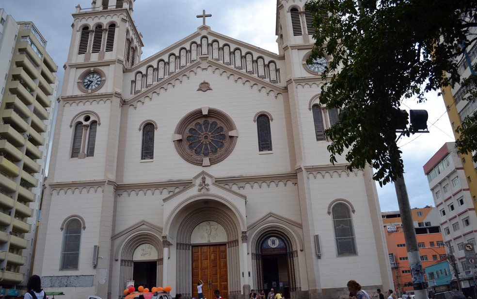 Catedral Metropolitana de Pouso Alegre, MG, é palco para apresentação de música sacra em Pouso Alegre, MG — Foto: Daniela Ayres/G1