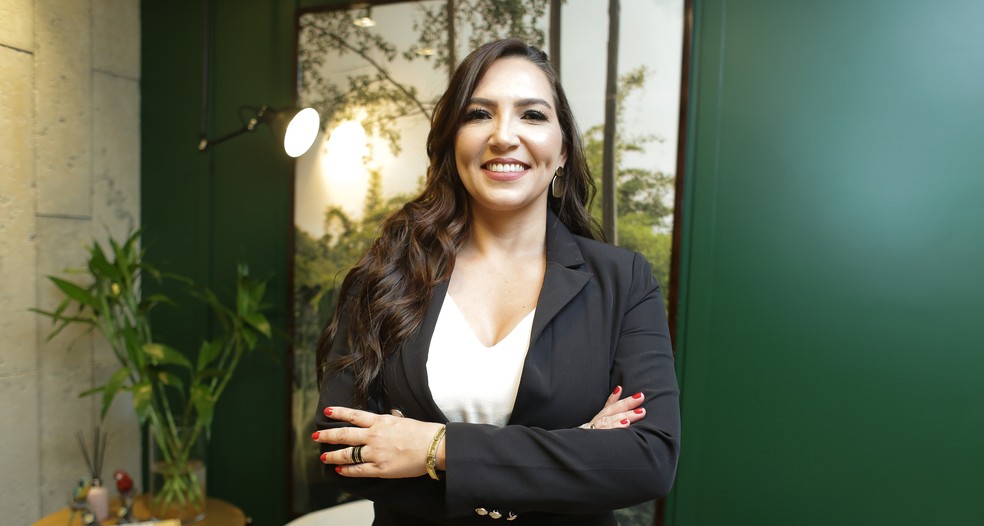 Adriana Falconeri é a primeira mulher a ocupar o cargo presidente do CREA-PA — Foto: Arquivo Pessoal 
