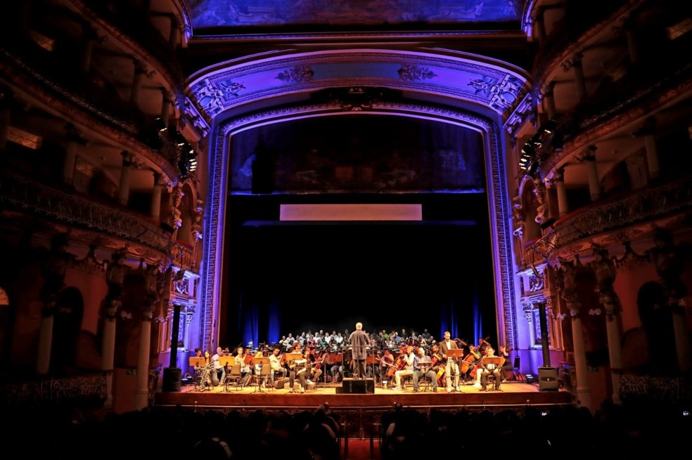 Ópera será apresentada no Teatro Amazonas.  — Foto: Michael Dantas/SEC-AM