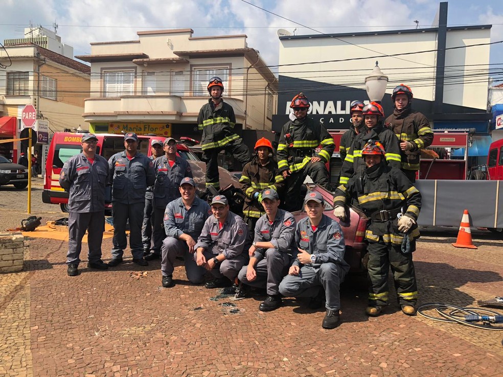 Ação de conscientização sobre Semana Nacional do Trânsito é promovida em Avaré  — Foto: Divulgação/Corpo de Bombeiros