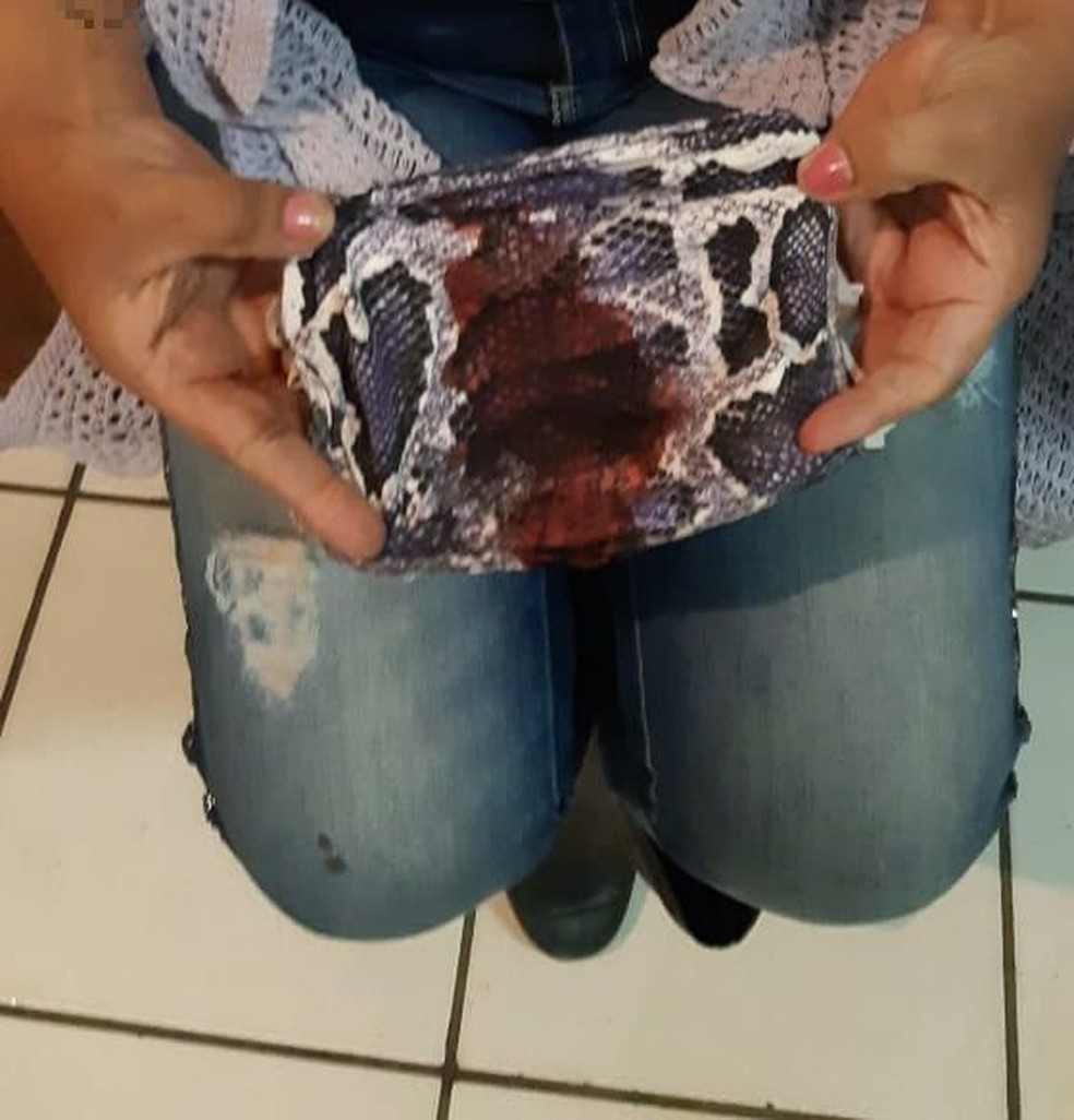 Mulher &eacute; espancada pelo marido ap&oacute;s esquecer de comprar ralador de coco em SP &mdash; Foto: Divulga&ccedil;&atilde;o/Pol&iacute;cia Rodovi&aacute;ria Federal