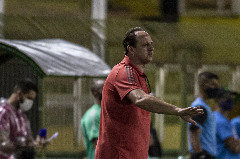 Rog&eacute;rio Ceni durante a vit&oacute;ria do Flamengo sobre o Bangu &mdash; Foto: Marcelo Cortes/Flamengo