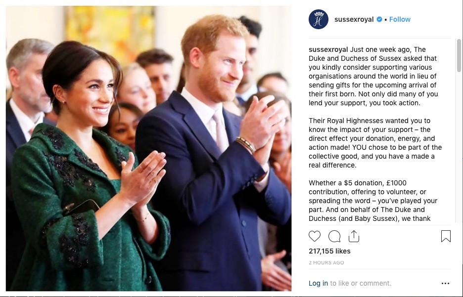 O post compartilhado na conta oficial conjunta de Meghan Markle e do Príncipe Harry em que o bebê dos dois é mencionado (Foto: Instagram)