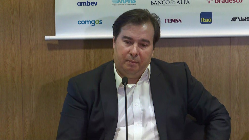 O presidente da Câmara, Rodrigo Maia, em evento em São Paulo para falar sobre as agendas do Congresso em 2020. — Foto: TV Globo/reprodução