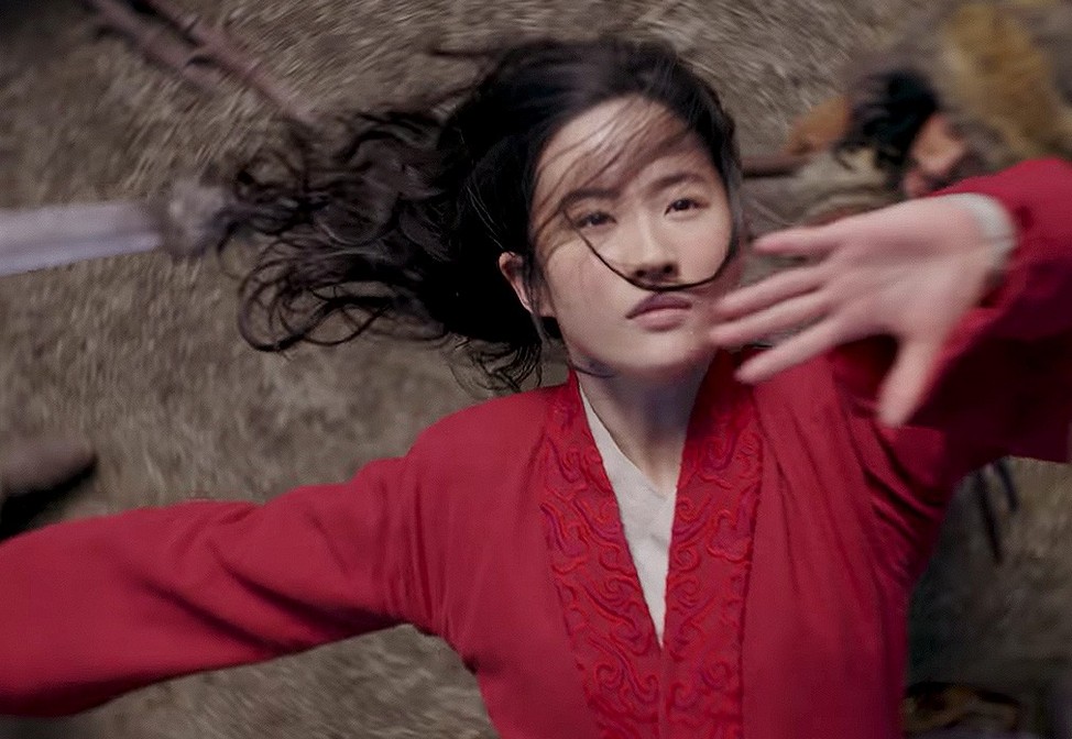 Yifei Liu no trailer de Mulan (Foto: Reprodução)