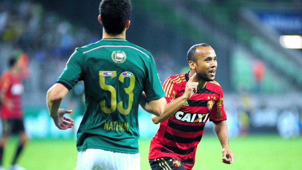 Ananias comemora gol do Sport contra o Palmeiras (Foto: Alan Morici / Agência estado)