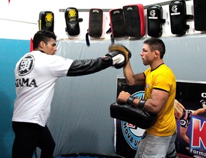 Ronny Markes treino MMA em Natal (Foto: Rodrigo Malinverni)