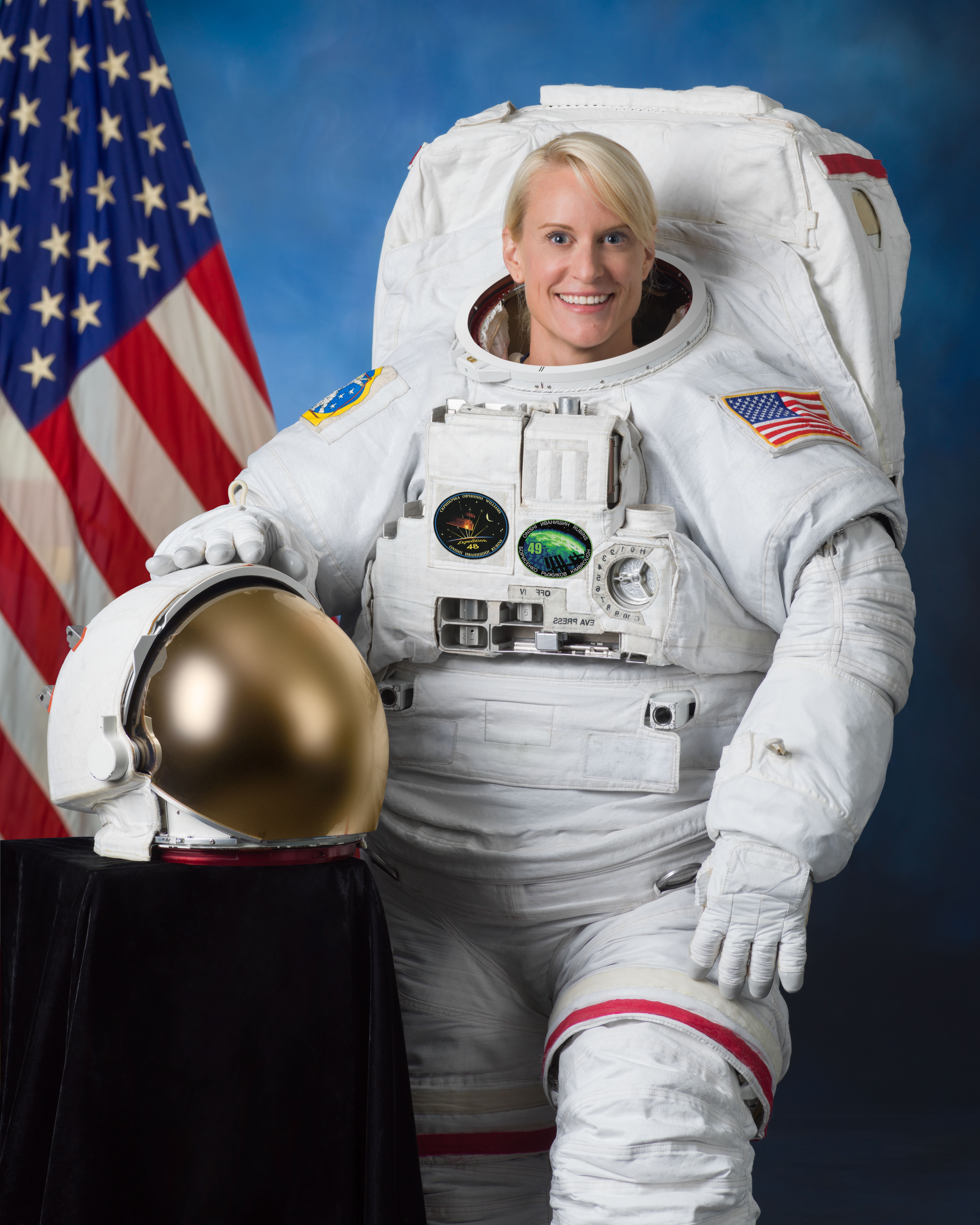 Kate Rubins nasceu em outubro de 1978; se escolhida, terá 44 anos quando pisar na Lua (Foto: NASA)