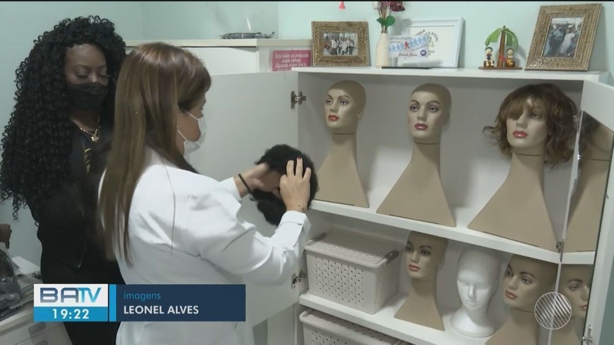 Unidade de Oncologia em Feira de Santana está com baixo estoque no banco de perucas; veja como fazer doações - Vimarsana News