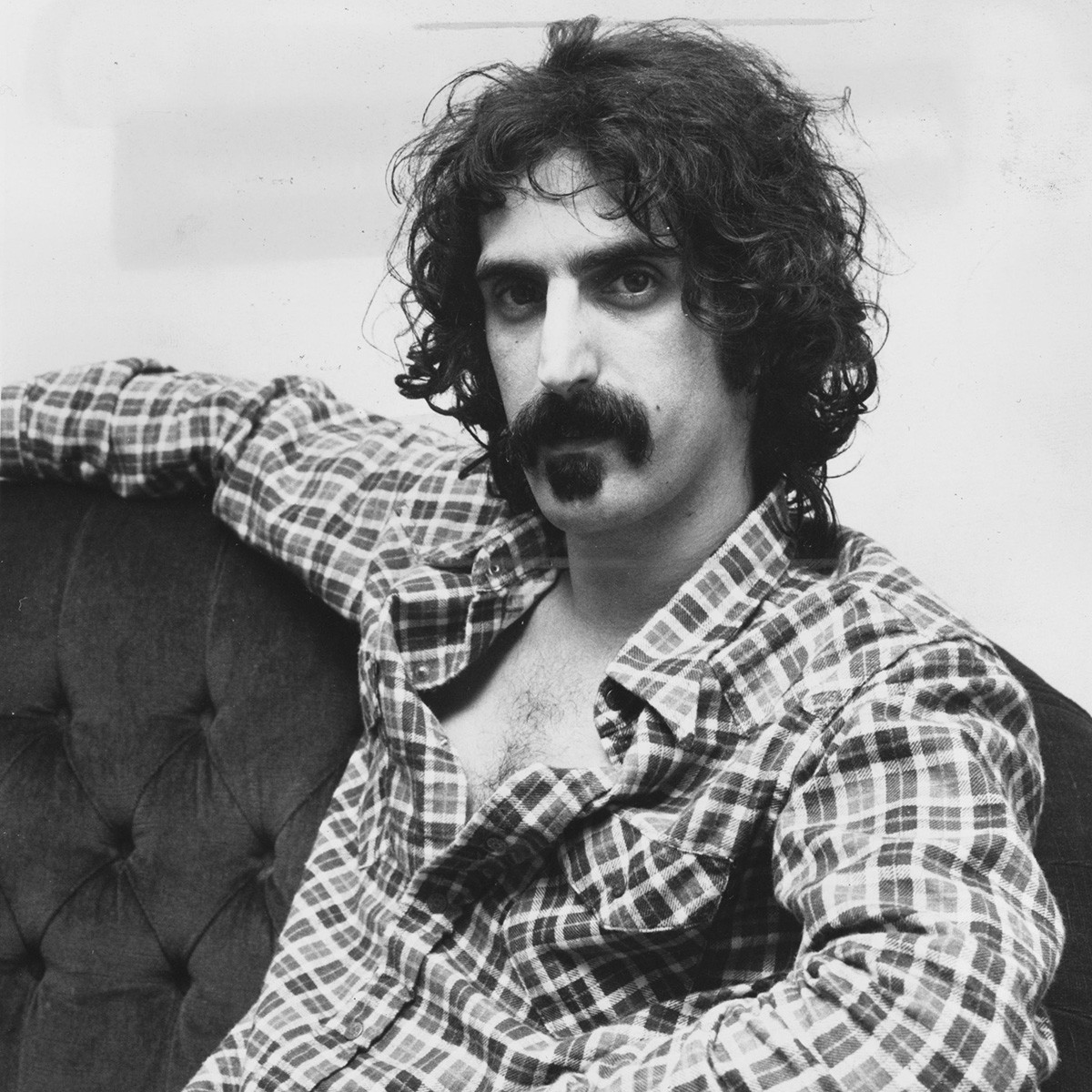 Frank Zappa foi pra lá de alternativo na carreira e na escolha dos nomes dos filhos: Dweezil, Moon (Lua), Ahmet e Diva (Foto: Getty Images)