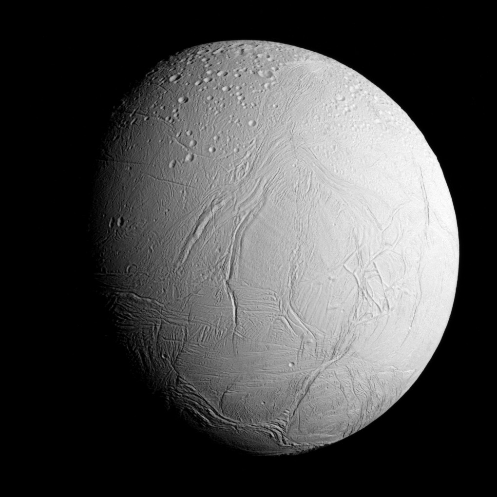 Encélado, lua de Saturno, vista pela sonda Cassini da NASA  (Foto: Nasa)
