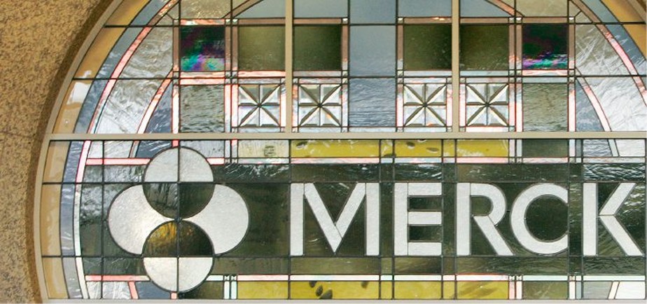 Merck- FILE - This April 15, 2009, file photo, shows the Merck logo in the lobby of Merck's world headquarters in Whitehouse Station, N.J. Drugmaker Merck & Co. said on Friday, April 27, 2012, that its first-quarter profit jumped 67 percent despite lower-