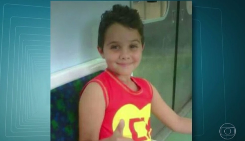 Menino Renan foi baleado na cabeça durante arrastão em Duque de Caxias (Foto: Reprodução/TV Globo)