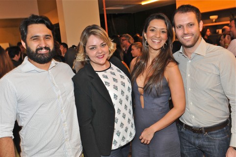 Raphael Dias, Bia Pellegrini, Fabiola Meira e Thiago Breseghello     