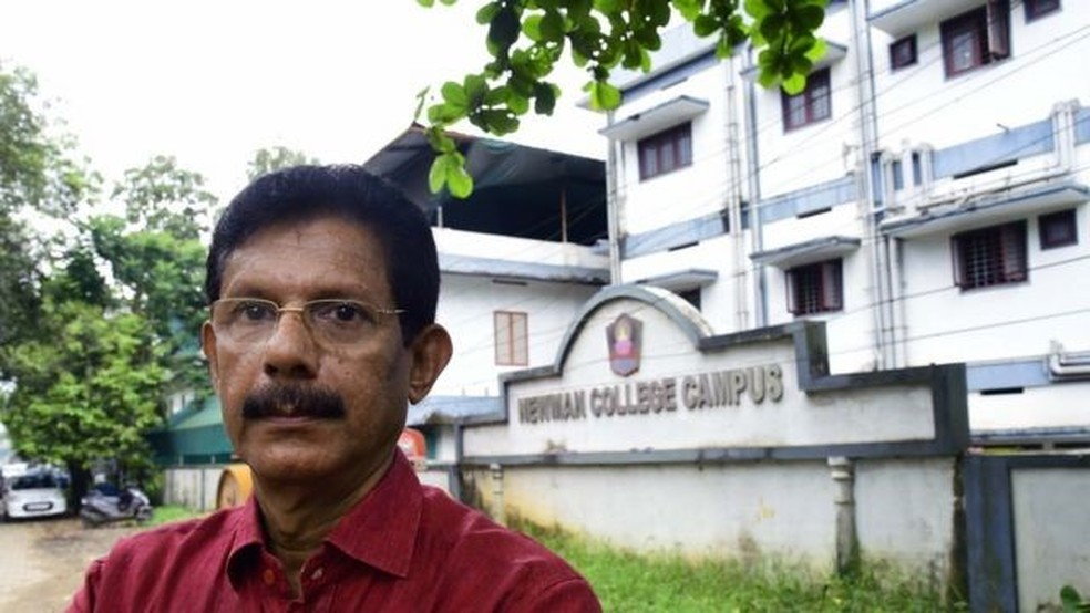 TJ Joseph era chefe do departamento de malaialano no Newman College quando o ataque aconteceu — Foto: BBC