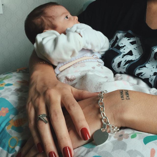 Rubia Baricelli e a filha, Helena (Foto: Reprodução/Instagram)