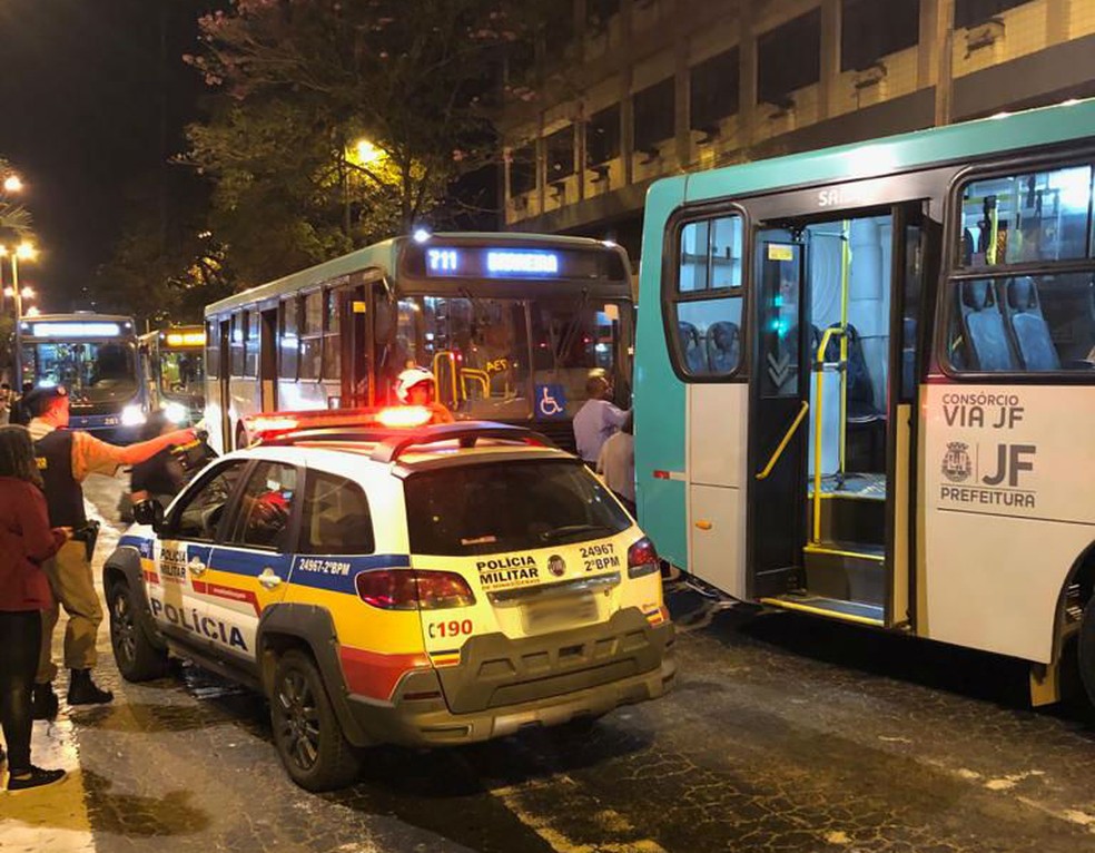 Avenida Rio Branco Rio De Janeiro Antes E Depois Pm Morre Apos Colisao Com Onibus Em Juiz De Fora Momentos Antes