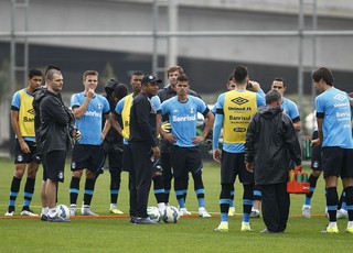 Grêmio desafia histórico no Mineirão para evitar pior série fora desde 2009