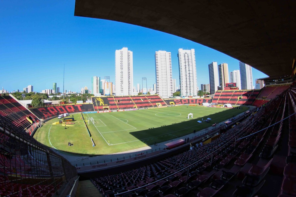 Ilha do Retiro será o palco da partida (Foto: Marlon Costa / Pernambuco Press)