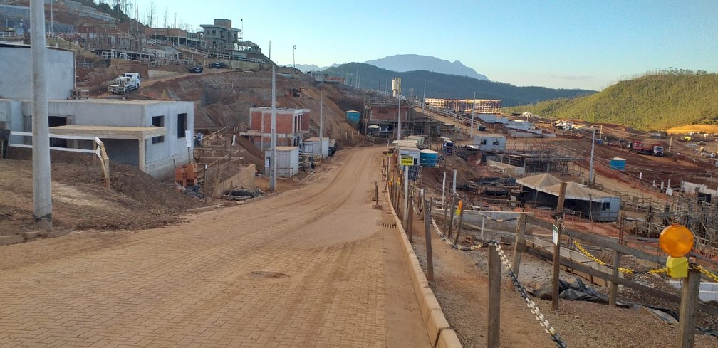 Moradores reclamam de demora em obras de reassentamento em Mariana — Foto: Mauro Marcos da Silva/Arquivo Pessoal