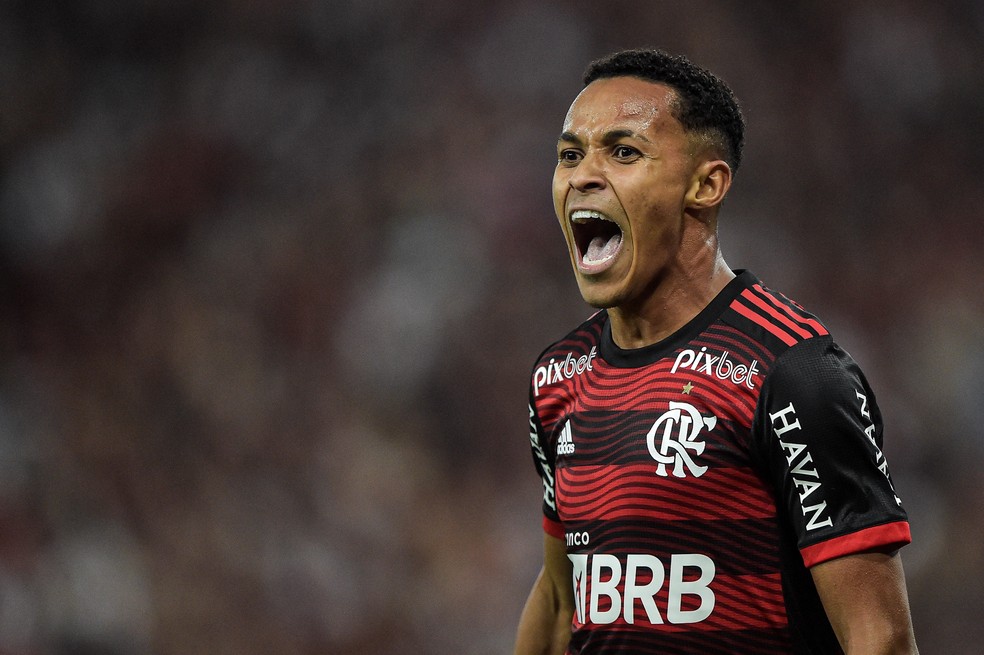 Flamengo x Atlético-GO gol Lázaro — Foto: Thiago Ribeiro/AGIF