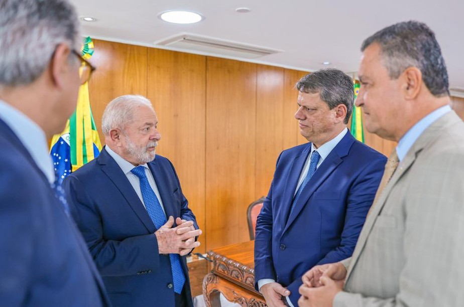 Presidente Luiz Inácio Lula da Silva e governador de São Paulo, Tarcísio de Freitas, se reuniram, em Brasília (DF)