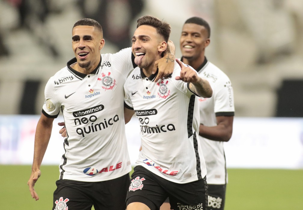 Notas da partida: com dois gols, Gustavo Mosquito é o melhor em empate com o Athletico-PR