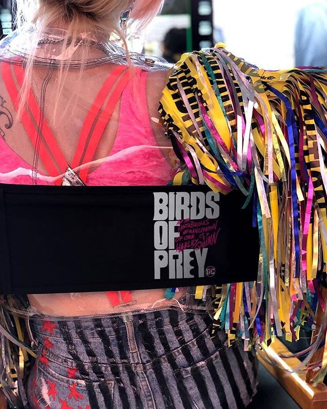 Margot Robbie durante gravação do filme Aves de Rapina (Foto: Reprodução/Instagram)