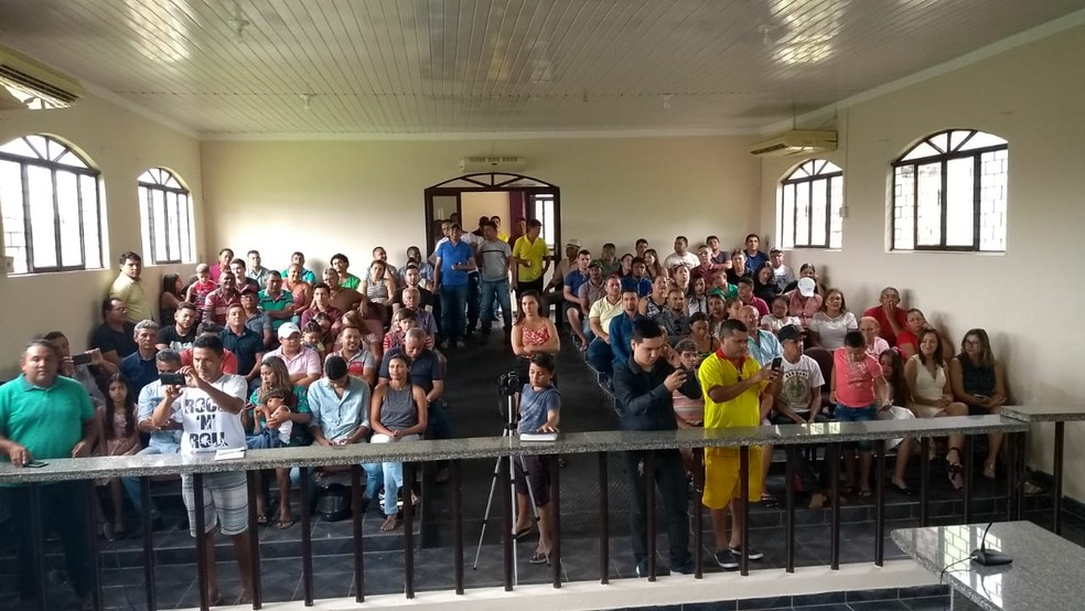 Câmara ficou lotada para posse dos suplentes — Foto: Paulo Palmares/Divulgação